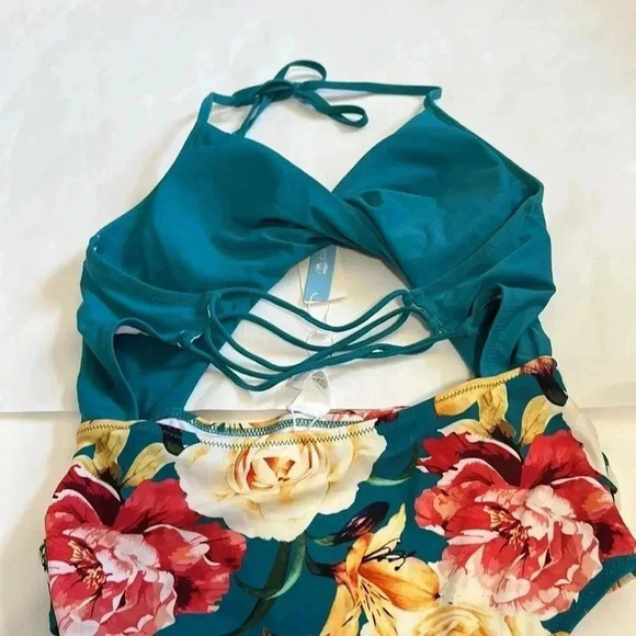Cupshe cut out floral one piece swimsuit size XL NWT - Picture 3 of 5